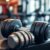 Ćwiczenia na biceps z hantlami – skuteczny plan treningowy
